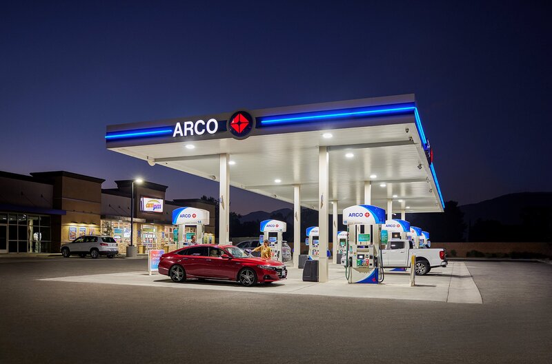 ARCO: POP  (Point-of-Purchase) & OOH (Out of Home)